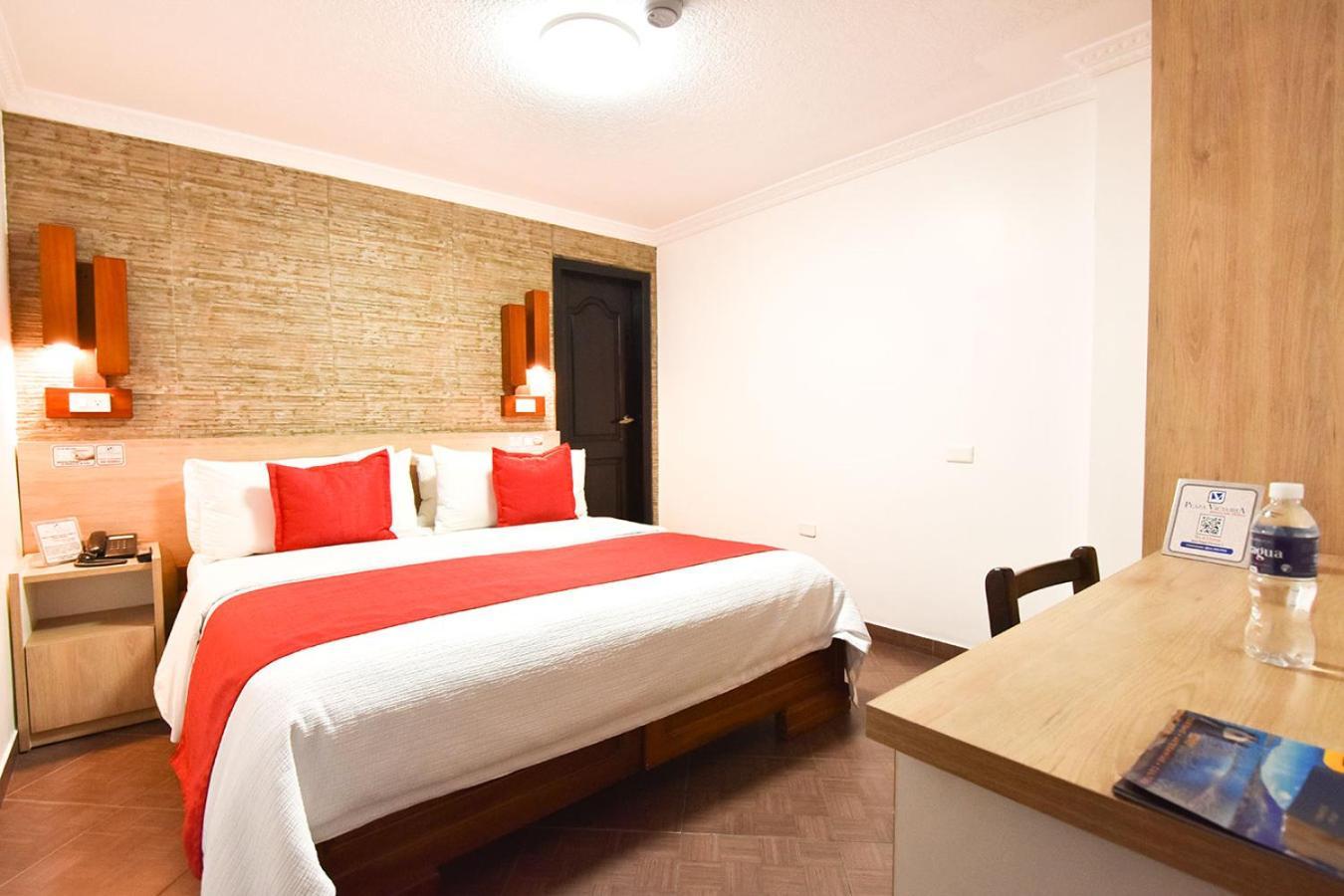 Hotel Plaza Victoria Ibarra Ngoại thất bức ảnh